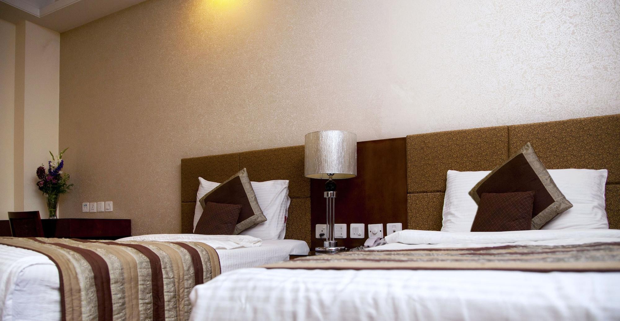 Alpina Hotels & Suites Nowe Delhi Zewnętrze zdjęcie
