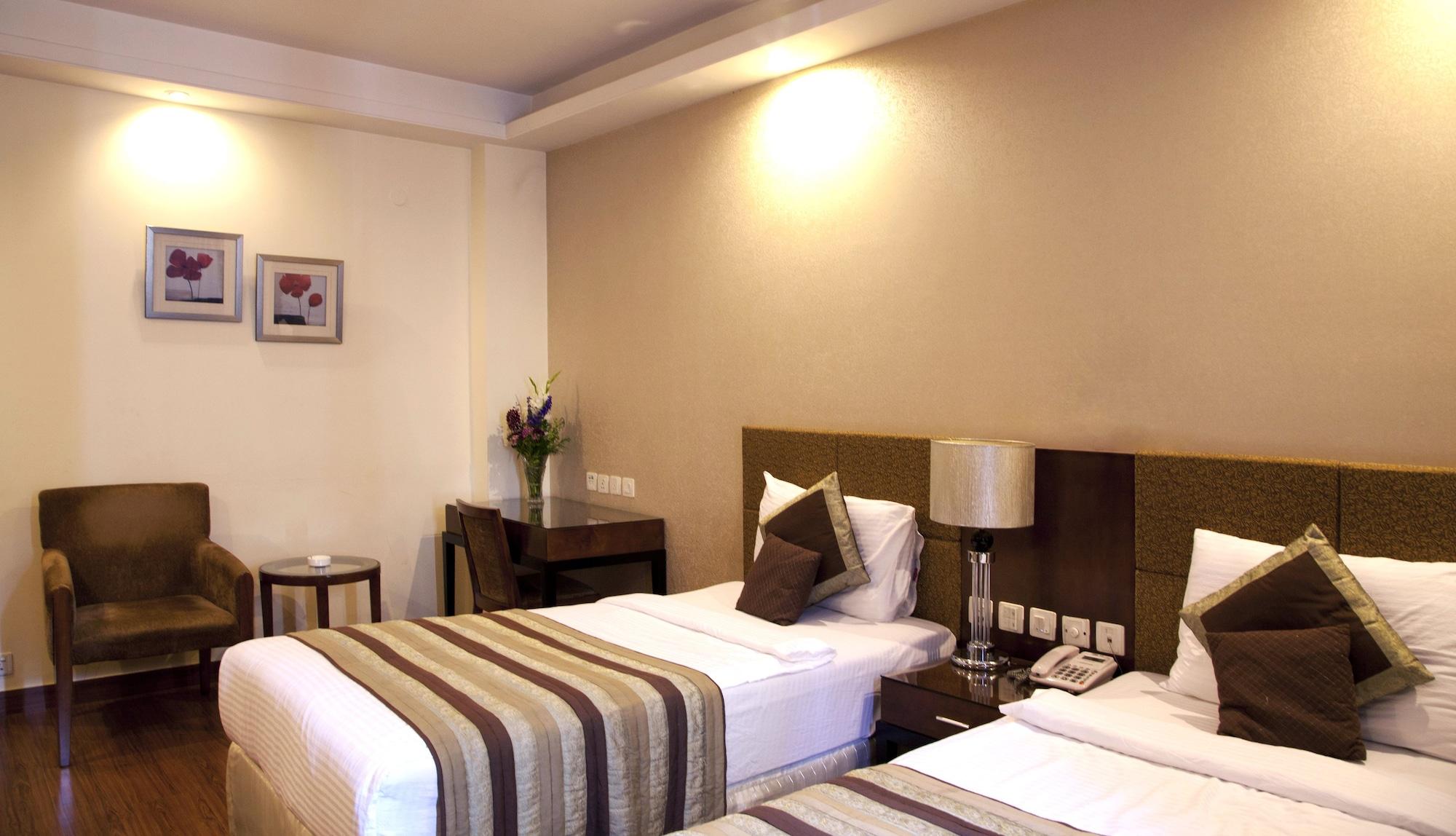Alpina Hotels & Suites Nowe Delhi Zewnętrze zdjęcie