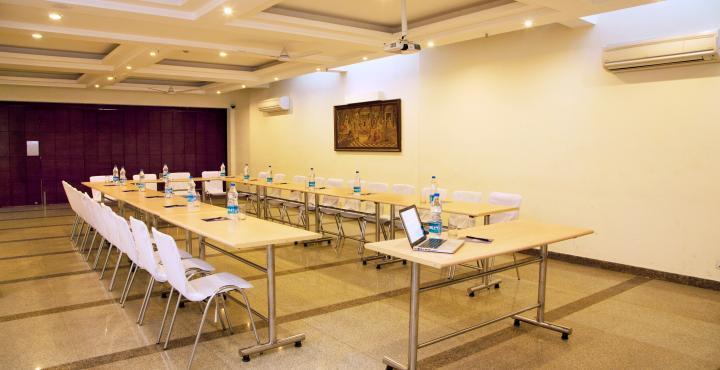 Alpina Hotels & Suites Nowe Delhi Zewnętrze zdjęcie