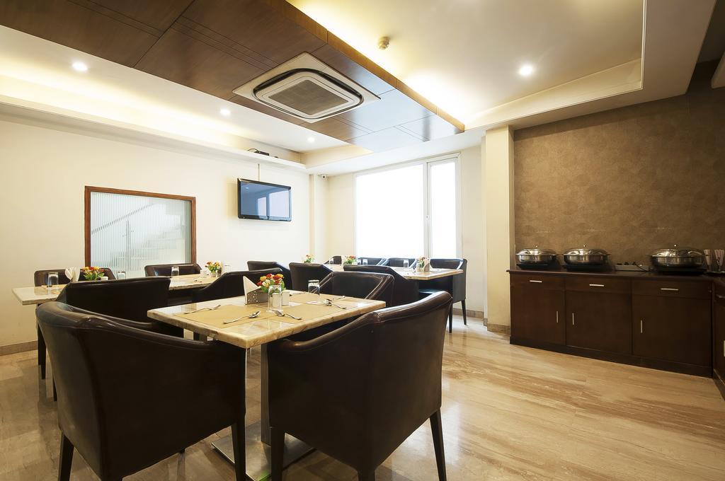 Alpina Hotels & Suites Nowe Delhi Zewnętrze zdjęcie