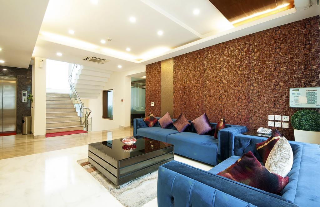 Alpina Hotels & Suites Nowe Delhi Zewnętrze zdjęcie