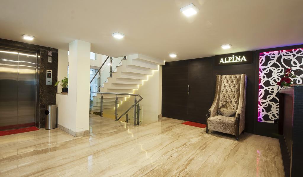 Alpina Hotels & Suites Nowe Delhi Zewnętrze zdjęcie