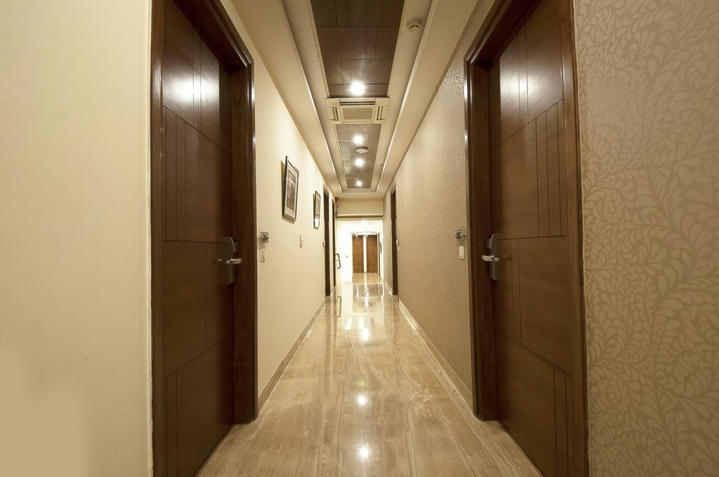 Alpina Hotels & Suites Nowe Delhi Zewnętrze zdjęcie