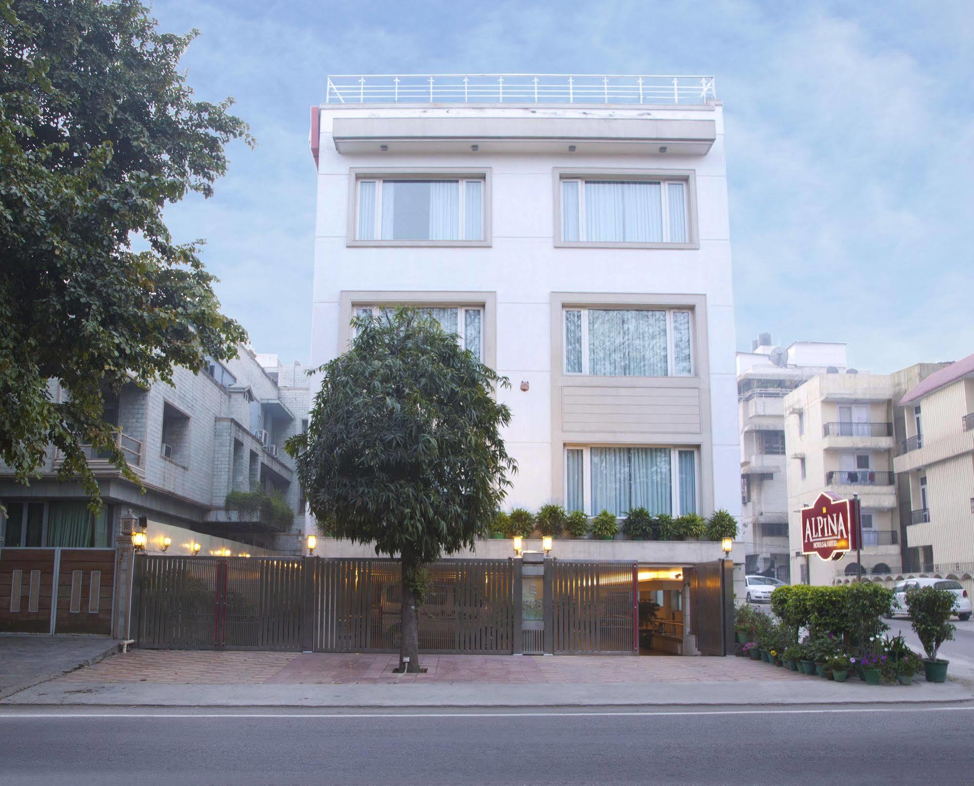 Alpina Hotels & Suites Nowe Delhi Zewnętrze zdjęcie
