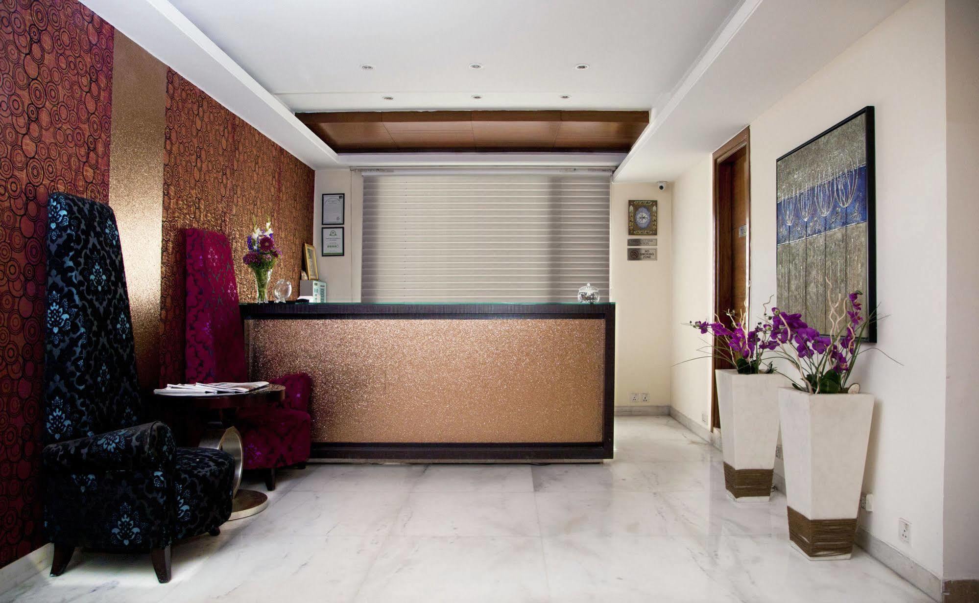 Alpina Hotels & Suites Nowe Delhi Zewnętrze zdjęcie